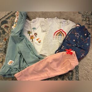 Mac and Moon Clothing Set